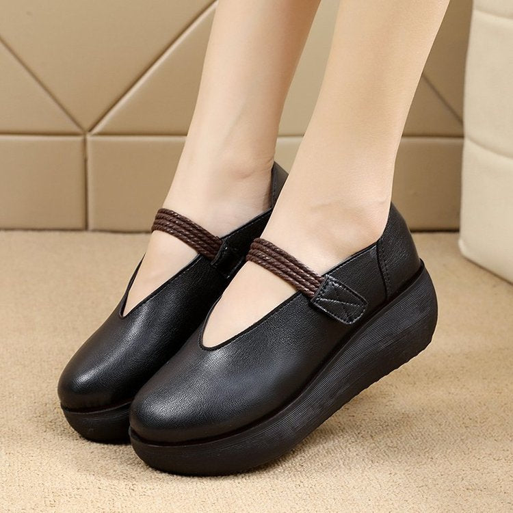Zapatos retro de piel redonda con suela suave
