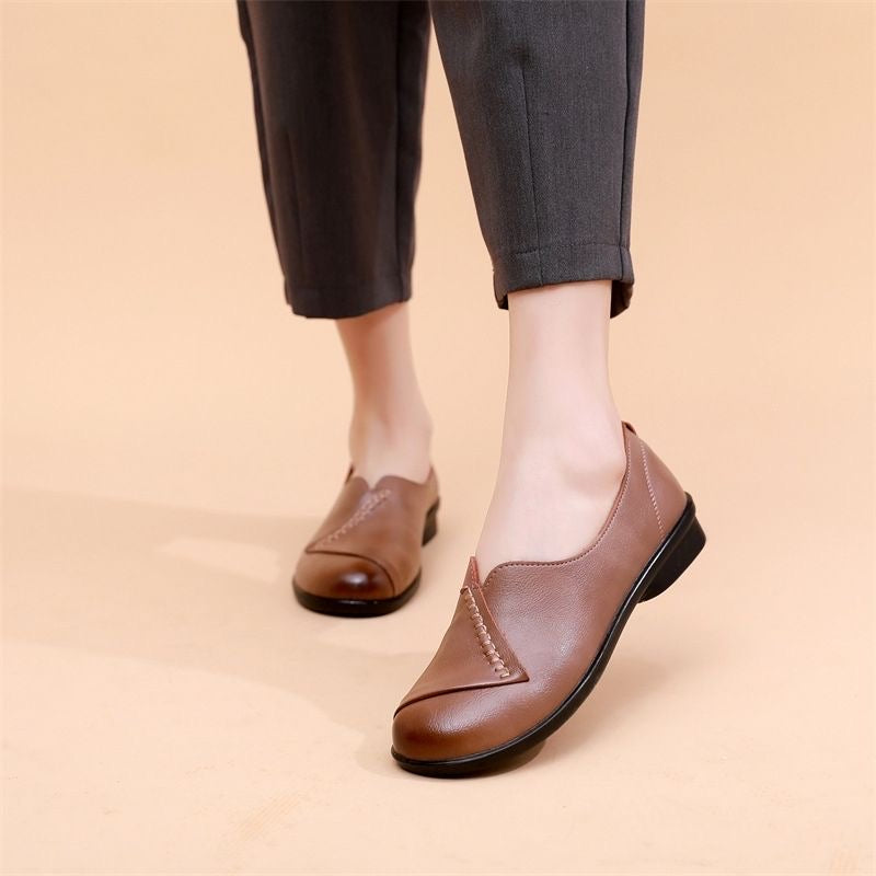 Zapatos de cuero antideslizantes con suela blanda