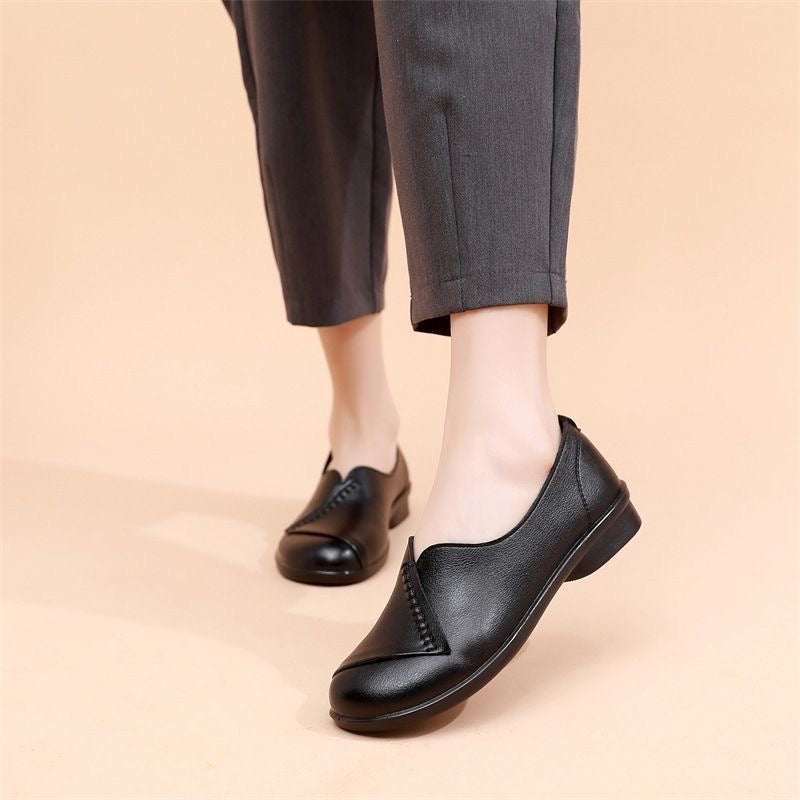 Zapatos de cuero antideslizantes con suela blanda