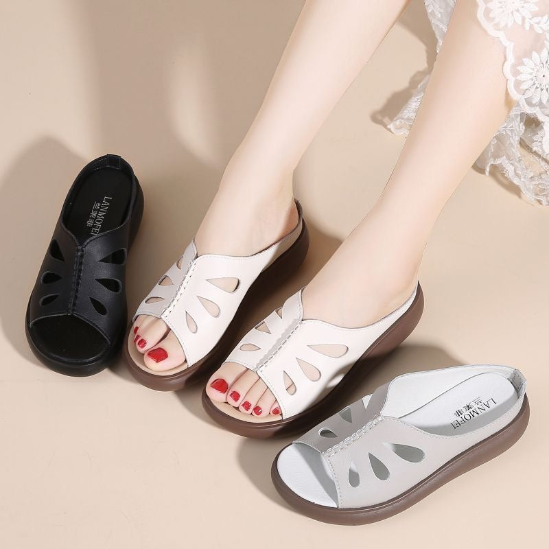 Nuevas sandalias de cuña