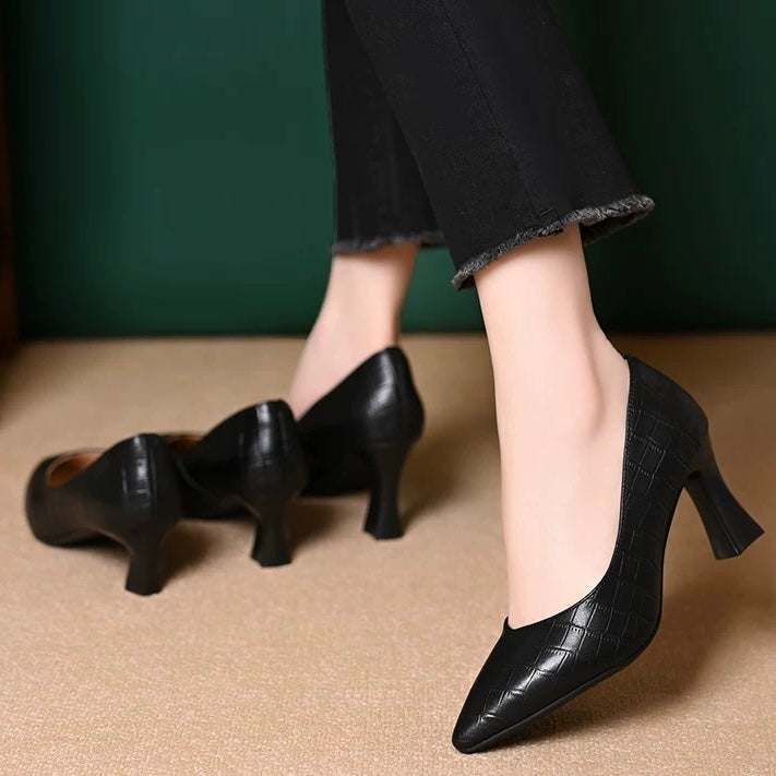 Tacones altos de suela blanda de moda