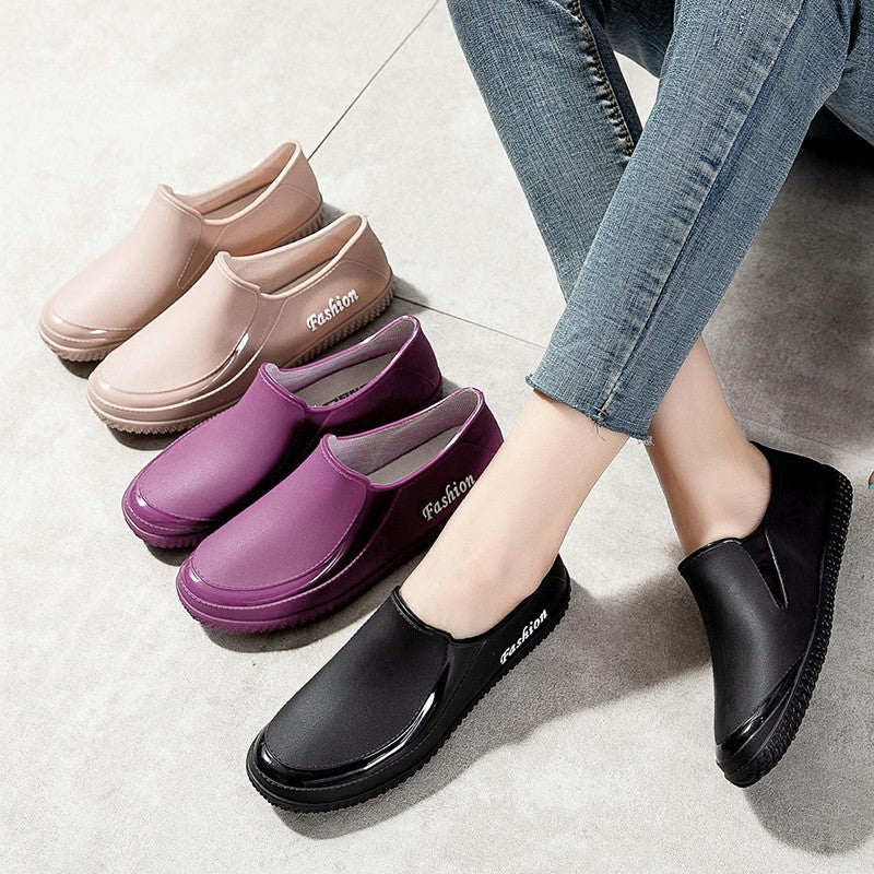 Botas de lluvia planas antideslizantes