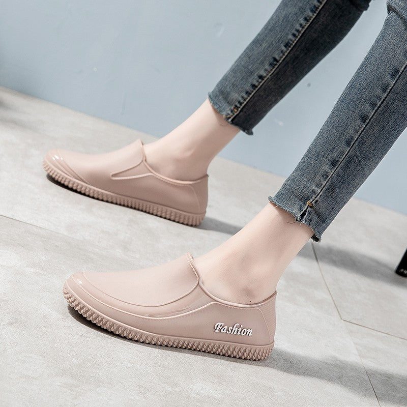 Botas de lluvia planas antideslizantes