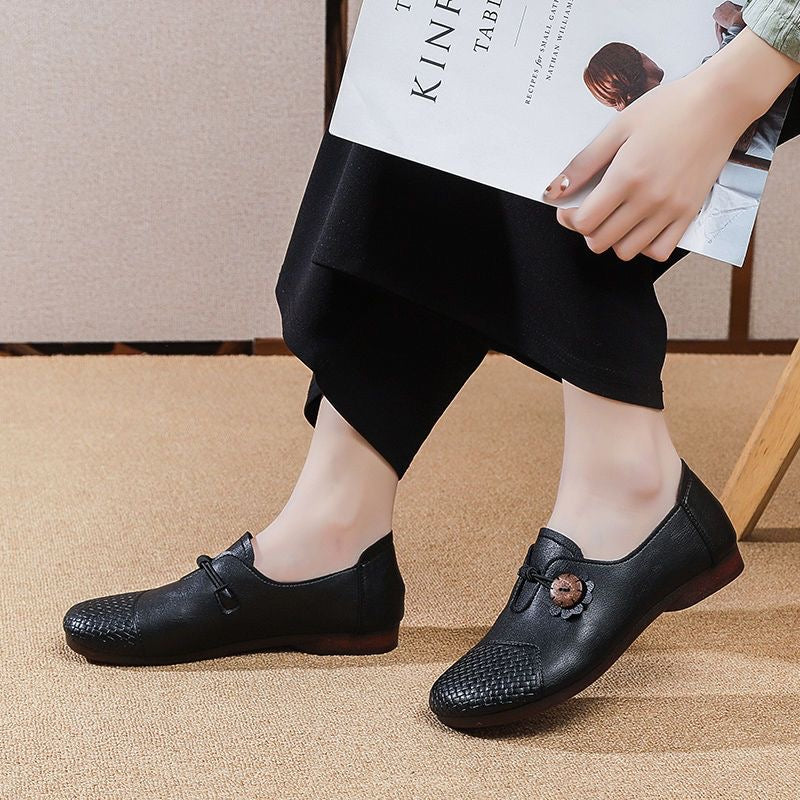 Zapatos cómodos de piel con punta redonda