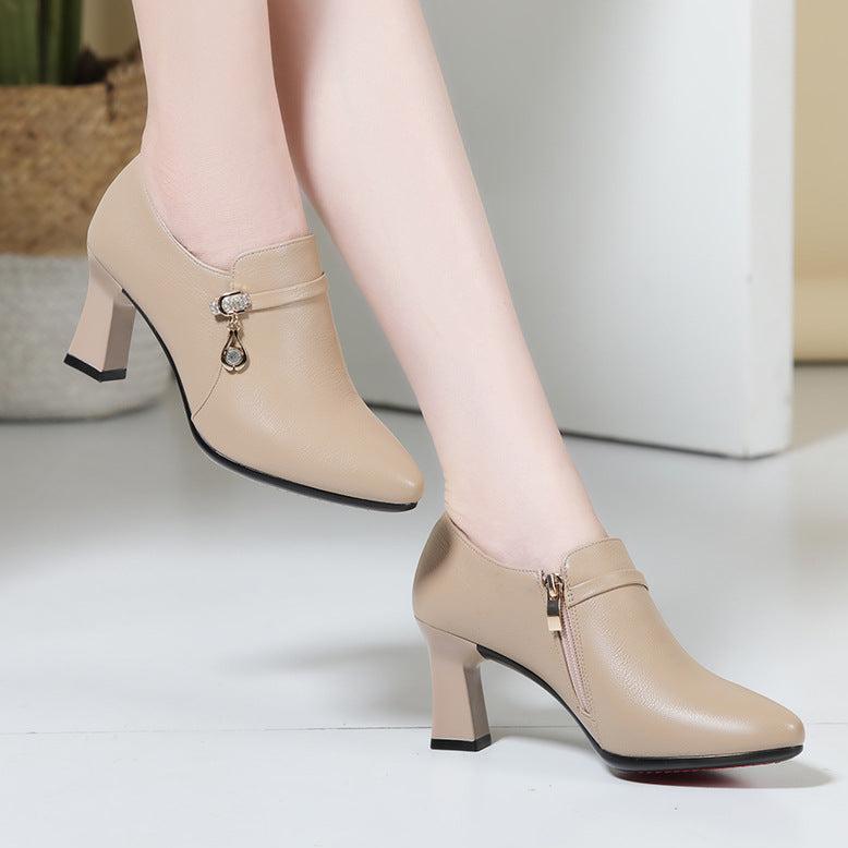 Zapatos de tacón medio de piel suave