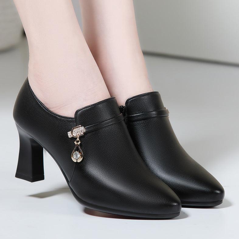 Zapatos de tacón medio de piel suave