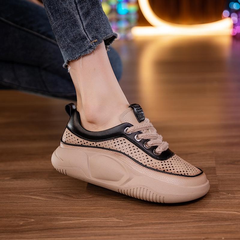 Zapatos casuales huecos y transpirables