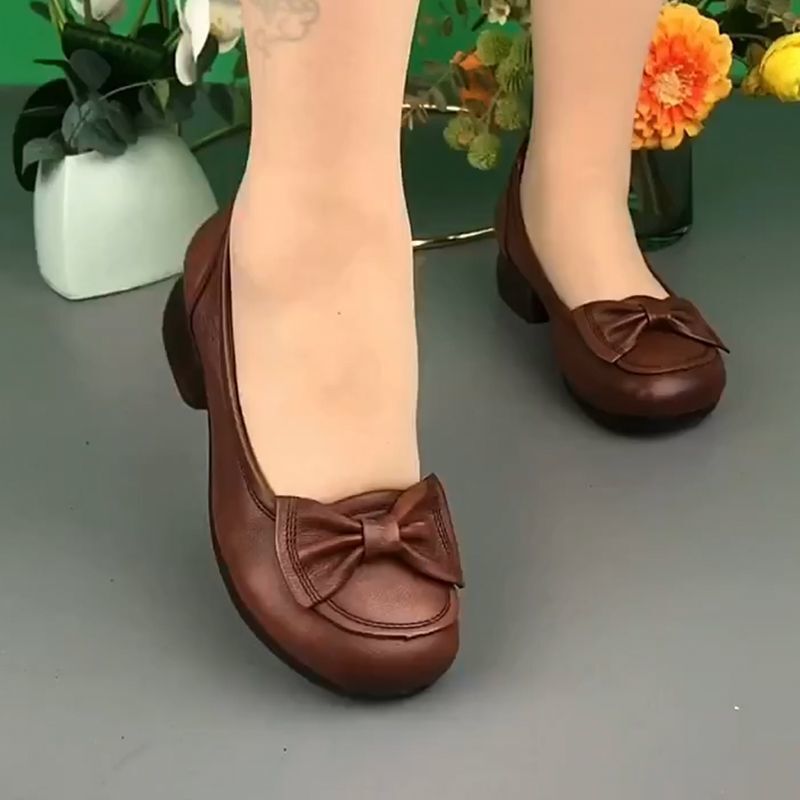 Zapatos de mamá con lazo