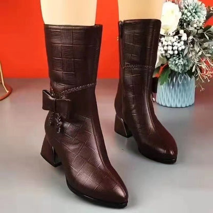 Botas martin con tacón alto y lazo