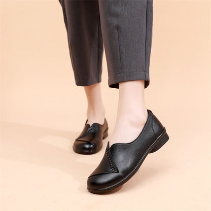 Zapatos de cuero antideslizantes con suela blanda