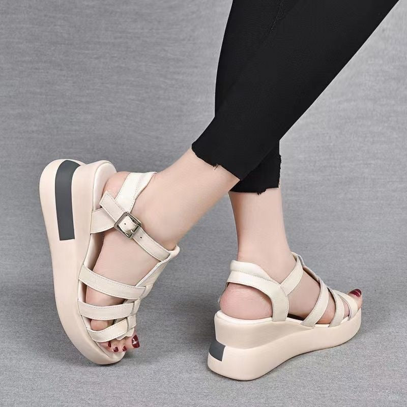 Sandalias boca de pez huecas