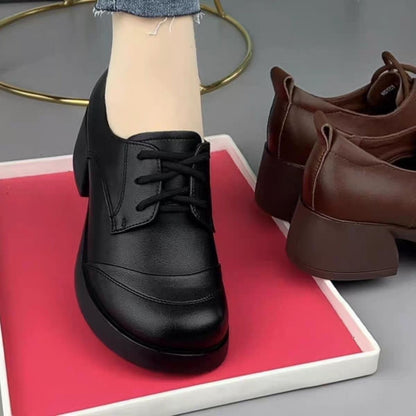 Zapatos de piel cómodos con suela blanda