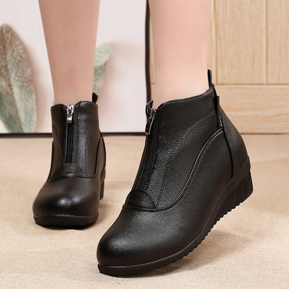 Botas de piel cálidas con tacón de cuña