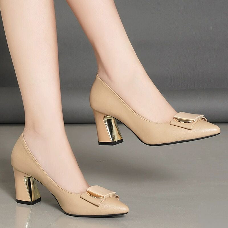 Tacones altos de cuero suave con punta puntiaguda para mujer