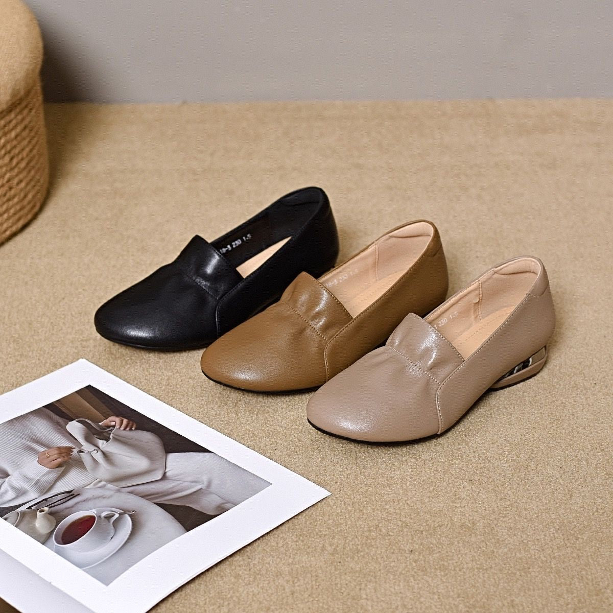 Zapatos de piel suave con punta redonda