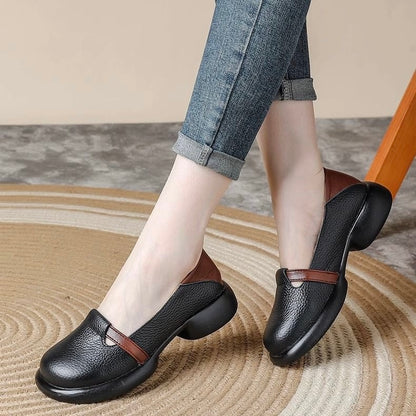 Zapatos de cuero suave con suela gruesa