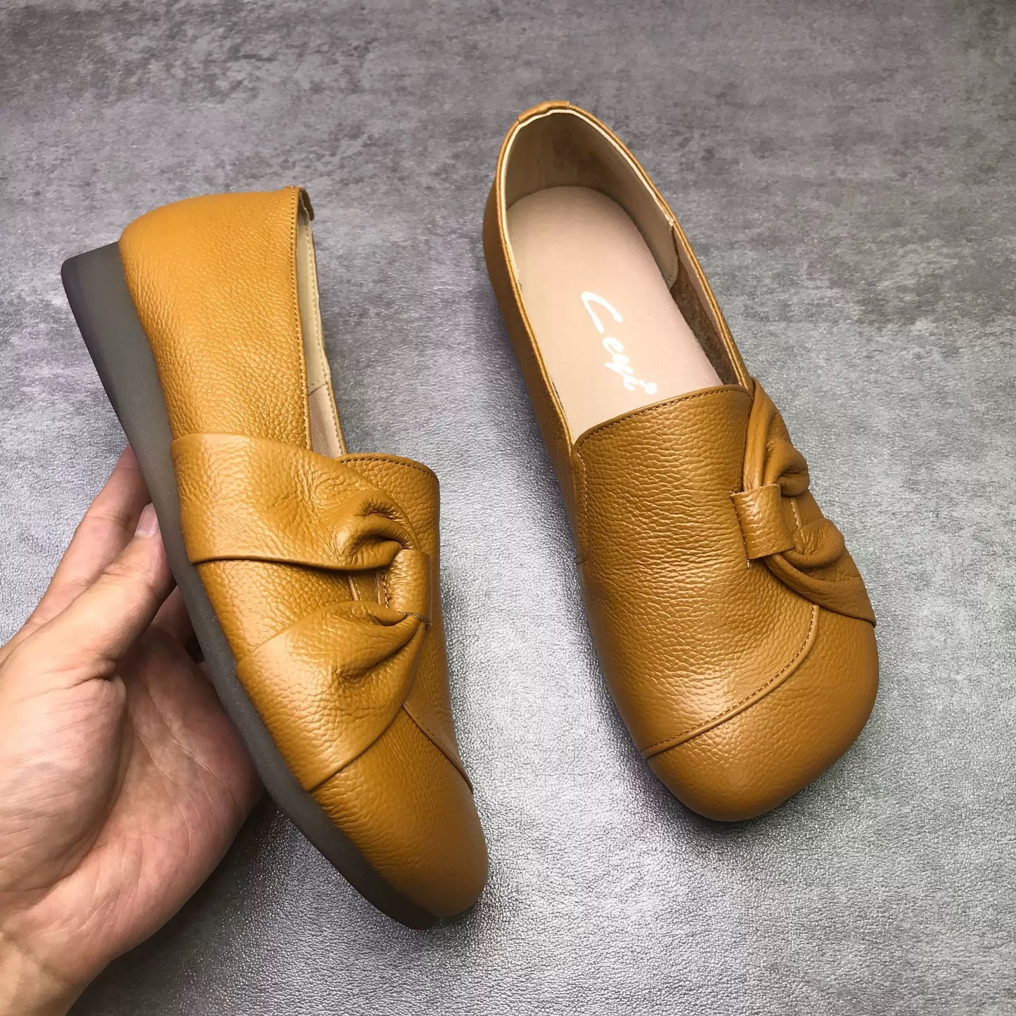 Zapatos de punta redonda antideslizantes con suela de goma