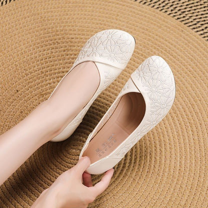 Zapatos casuales planos de piel calados