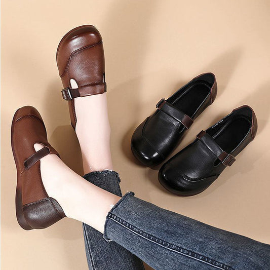 Zapatos de cuero con hebilla y punta redonda